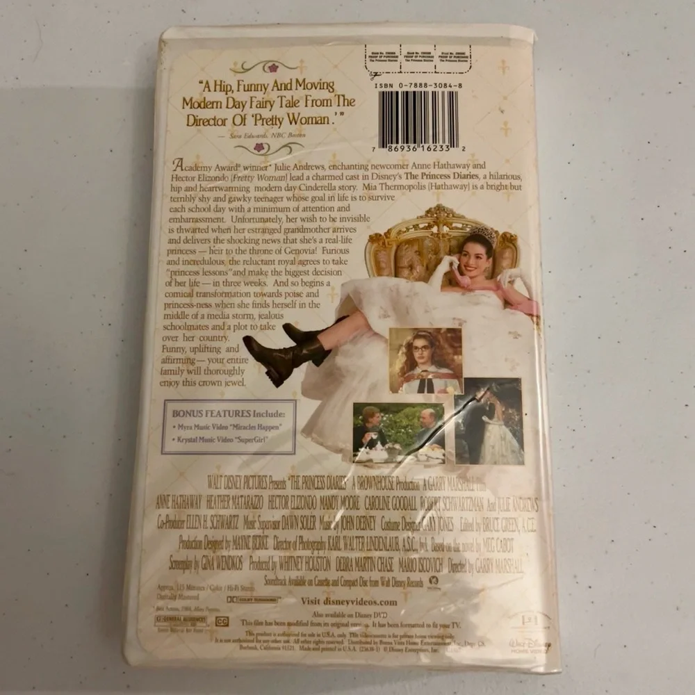 Disney’s The Princess Diaries 23638 Clamshell VHS Movie